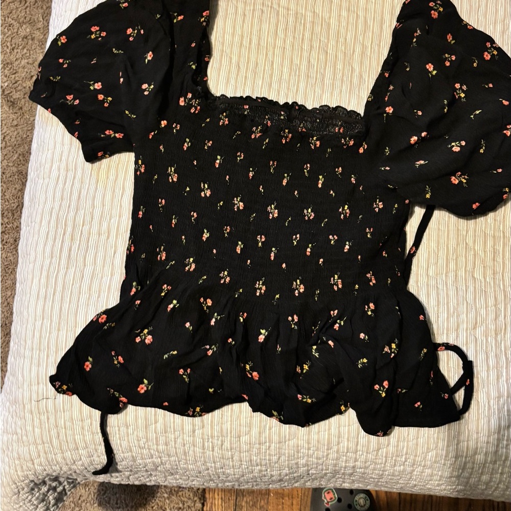 Forever 21 Black Floral Smocked Blouse